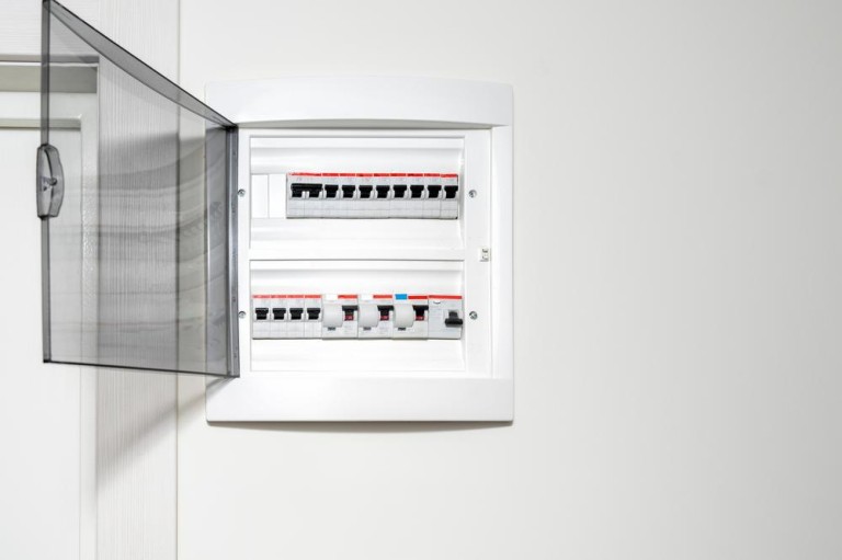 Rénovation électrique de votre maison, par où commencer ?